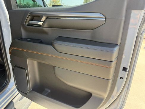 Used 2024 GMC Sierra 1500 AT4 AWD/4WD image 17