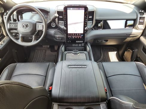 New 2026 RAM 3500 Limited AWD/4WD image 24