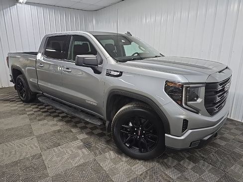 Used 2024 GMC Sierra 1500 Elevation AWD/4WD image 7