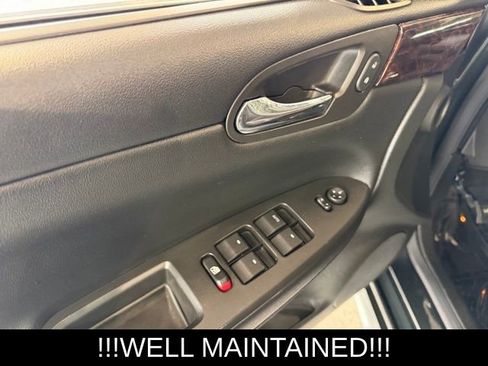 Used 2014 Chevrolet Impala LT w/ LT Sunroof Package image 21