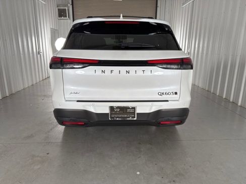 Certified 2026 INFINITI QX60 Sport w/ Dark Cargo Package AWD/4WD image 5