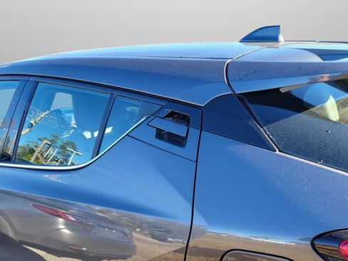 Used 2019 Toyota C-HR Limited image 20