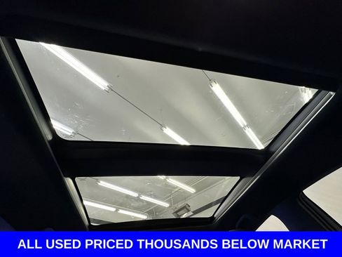 Used 2025 Toyota Camry XSE FWD image 21