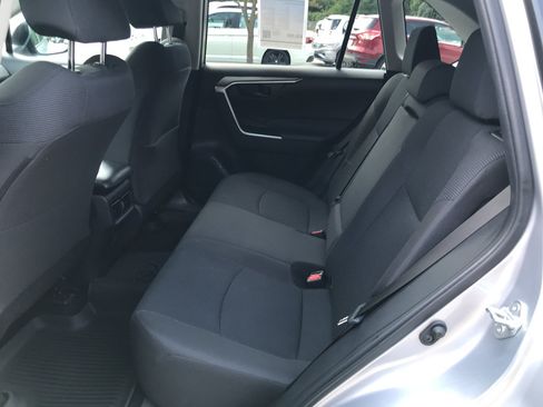 Certified 2024 Toyota RAV4 LE AWD/4WD image 22