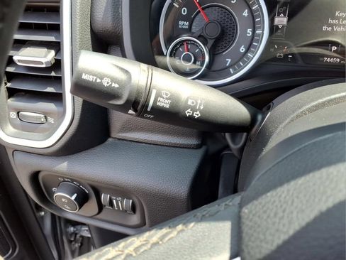 Used 2025 RAM 1500 Big Horn AWD/4WD image 18