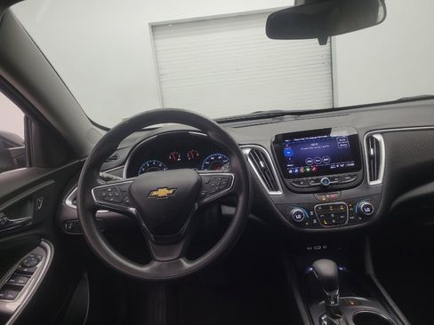 Used 2025 Chevrolet Malibu LT FWD image 22