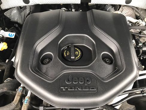 Used 2023 Jeep Grand Cherokee 4WD 4xe image 67