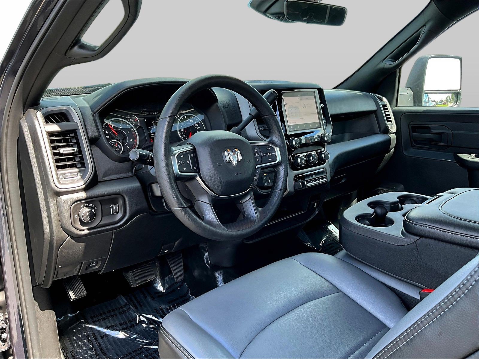 Used 2026 RAM 2500 Tradesman w/ Chrome Appearance Group AWD/4WD image 19