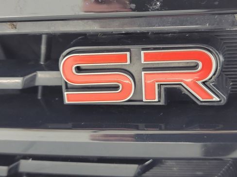 Used 2025 Nissan Kicks SR image 8