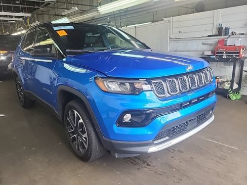 Used 2023 Jeep Compass Limited w/ Sun and Sound Group AWD/4WD image 1