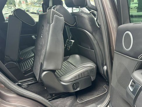 Used 2021 Land Rover Discovery HSE R-Dynamic image 21