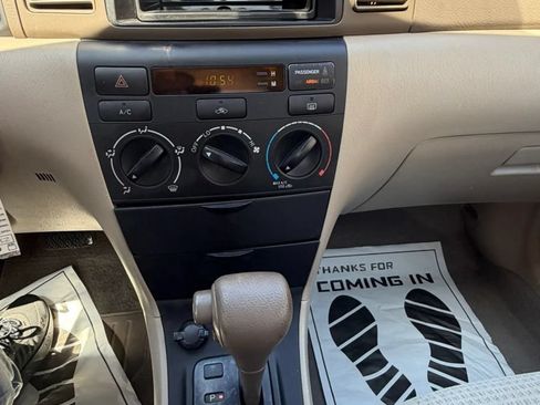 Used 2006 Toyota Corolla LE FWD image 14