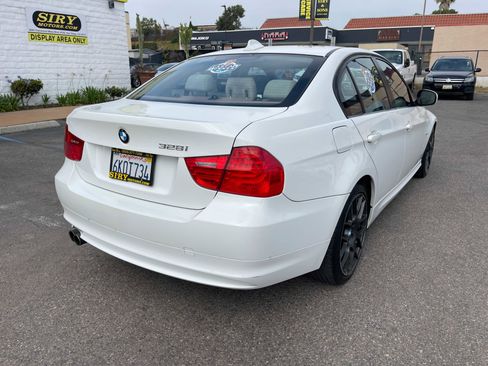 Used 2010 BMW 328i Sedan image 3