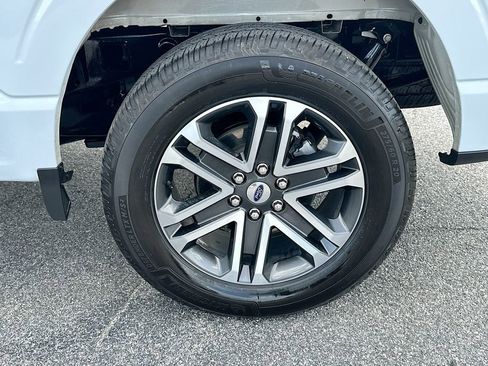 Used 2022 Ford F150 XL w/ STX Appearance Package RWD image 24
