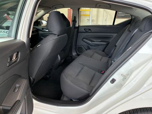Used 2024 Nissan Altima 2.5 SV FWD image 26