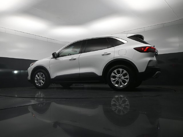 Used 2023 Ford Escape Active FWD image 31