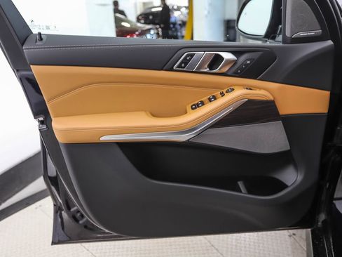 New 2026 BMW X5 xDrive40i w/ M Sport Package image 10