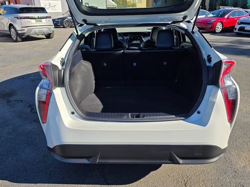 Used 2017 Toyota Prius Four Touring w/ Carpet Mat Package image 13