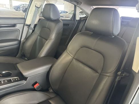 Used 2024 Honda Civic Touring image 13