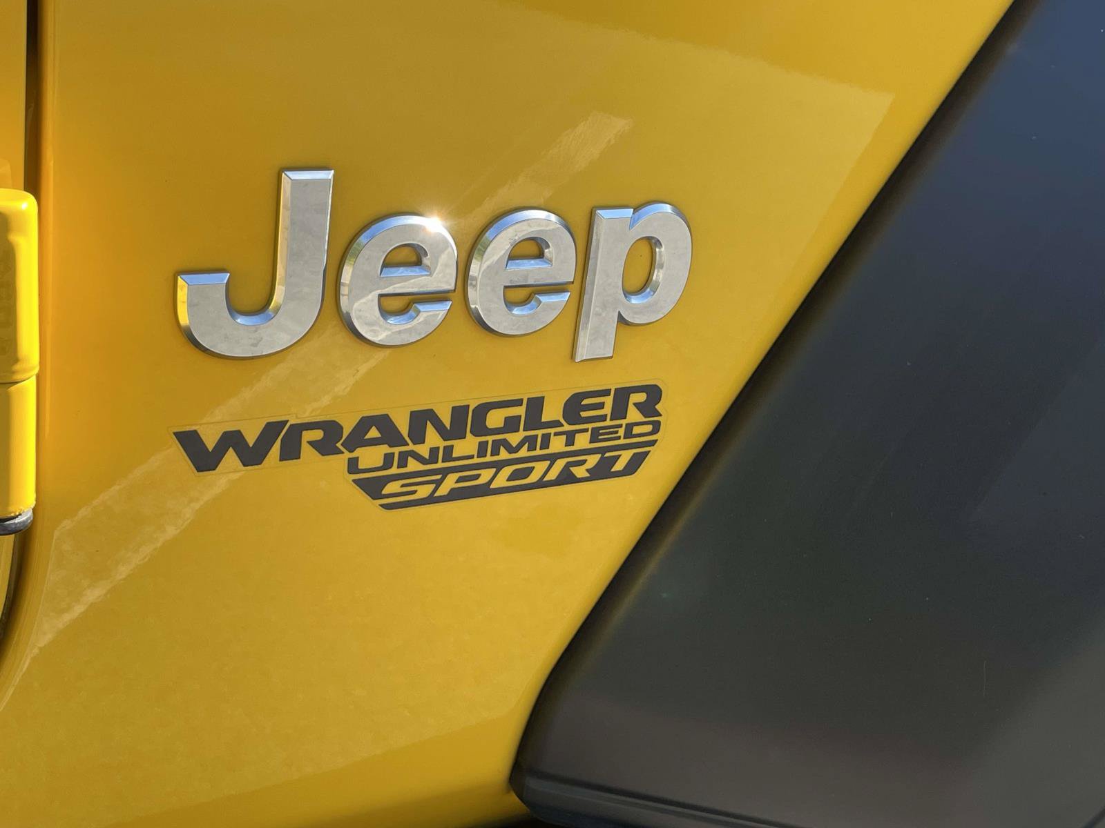 Used 2020 Jeep Wrangler Unlimited Sport AWD/4WD image 9