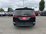 Used 2023 Chrysler Pacifica Touring-L image 4