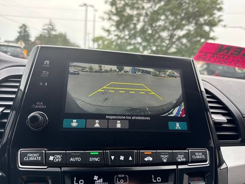 Used 2023 Honda Odyssey EX-L image 32