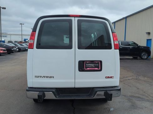 Used 2024 GMC Savana 2500 w/ Driver Convenience Package image 6