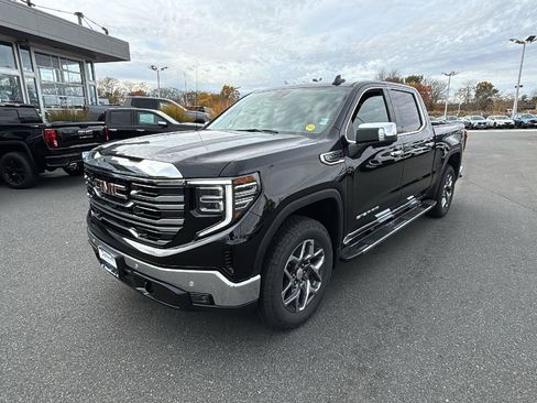 New 2026 GMC Sierra 1500 SLT w/ SLT Premium Plus Package image 3