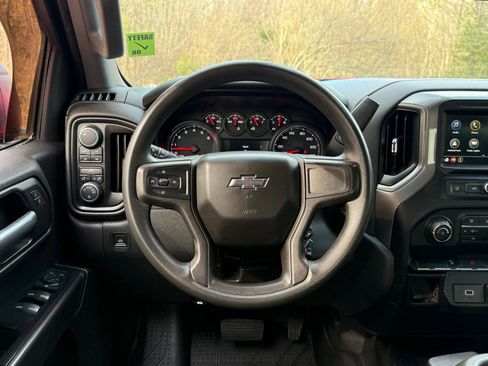 Used 2019 Chevrolet Silverado 1500 Custom Trail Boss image 16