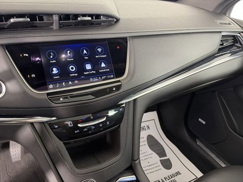 Certified 2023 Cadillac XT5 Premium Luxury image 4