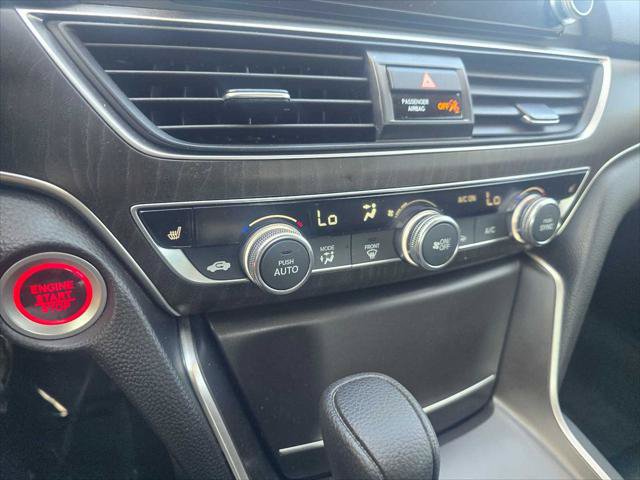 Used 2020 Honda Accord EX image 30