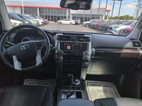 Certified 2022 Toyota 4Runner Limited AWD/4WD image 12
