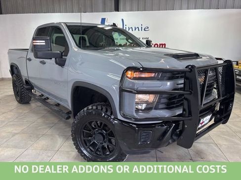Used 2024 Chevrolet Silverado 2500 Custom w/ Custom Convenience Package image 1