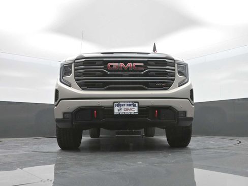 New 2026 GMC Sierra 1500 AT4 w/ AT4 Premium Package AWD/4WD image 33