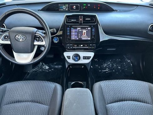 Used 2019 Toyota Prius Prime Plus image 10