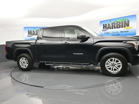 Used 2025 Toyota Tundra SR5 AWD/4WD image 7