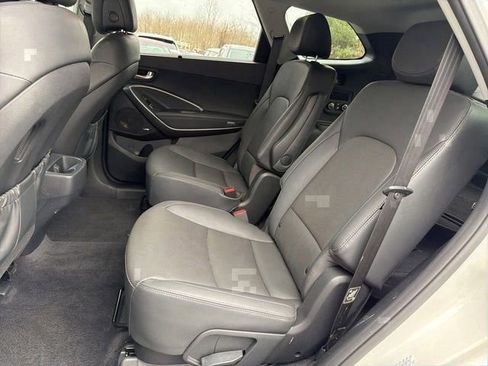 Used 2019 Hyundai Santa Fe XL image 15