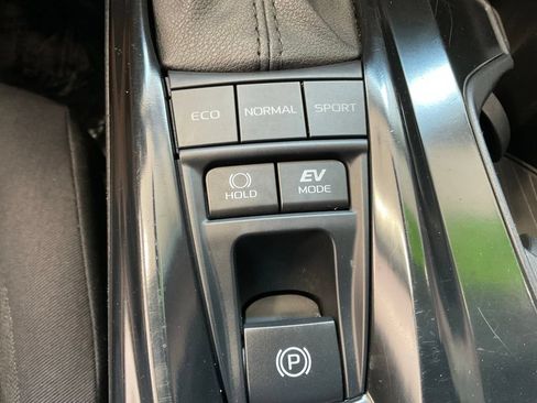Certified 2025 Toyota Camry LE FWD image 16