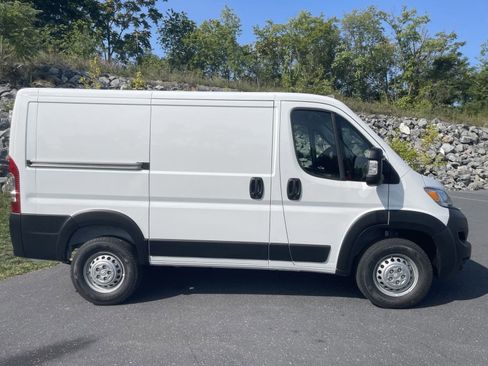 New 2024 RAM ProMaster 1500 image 3