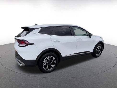 Used 2025 Kia Sportage LX FWD image 15