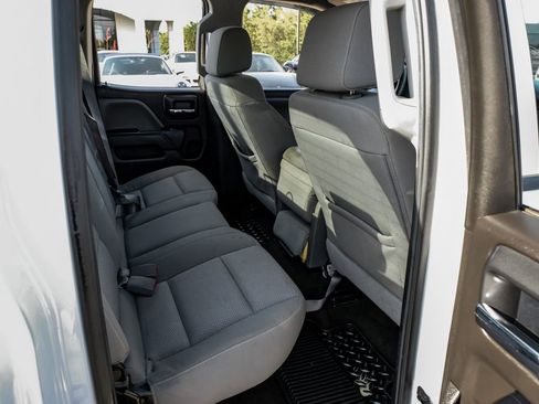 Used 2016 Chevrolet Silverado 1500 Custom w/ Custom Convenience Package RWD image 32