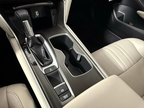 Used 2020 Honda Accord EX-L image 26