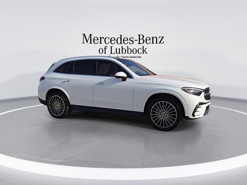 New 2026 Mercedes-Benz GLC 300 4MATIC image 9