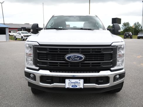 New 2026 Ford F250 XL AWD/4WD image 5