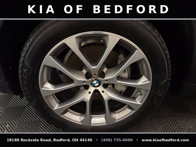 Used 2024 BMW X5 xDrive40i w/ Parking Assistance Package AWD/4WD image 29
