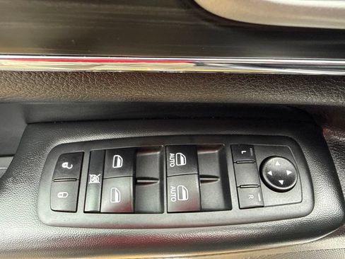 Used 2020 Jeep Grand Cherokee Limited AWD/4WD image 26