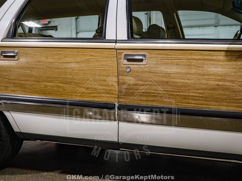 Used 1992 Buick Roadmaster Estate image 49