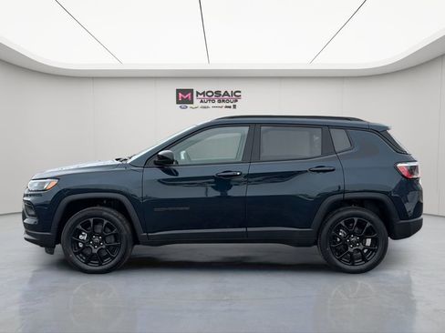 New 2026 Jeep Compass Latitude AWD/4WD image 4