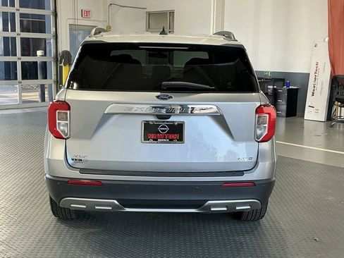 Used 2023 Ford Explorer XLT w/ Equipment Group 202A image 54