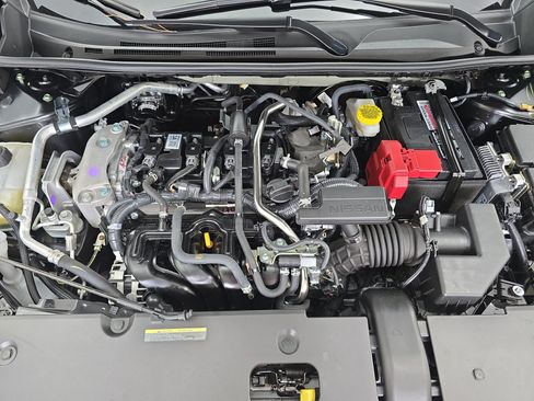 Certified 2025 Nissan Sentra SV FWD image 28